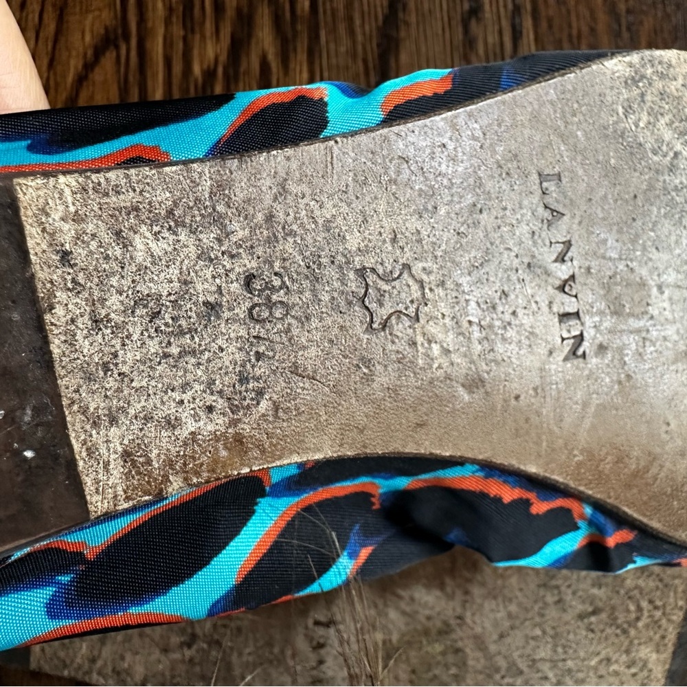 Lanvin silk ballet flats in a blue and orange leopard print EU38.5 US 7.5 - Picture 13 of 14